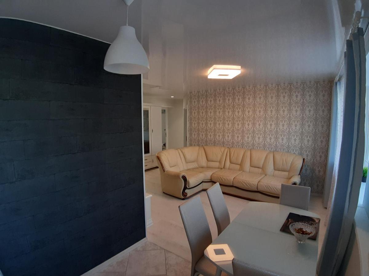Appartment New In Center Могилів Екстер'єр фото