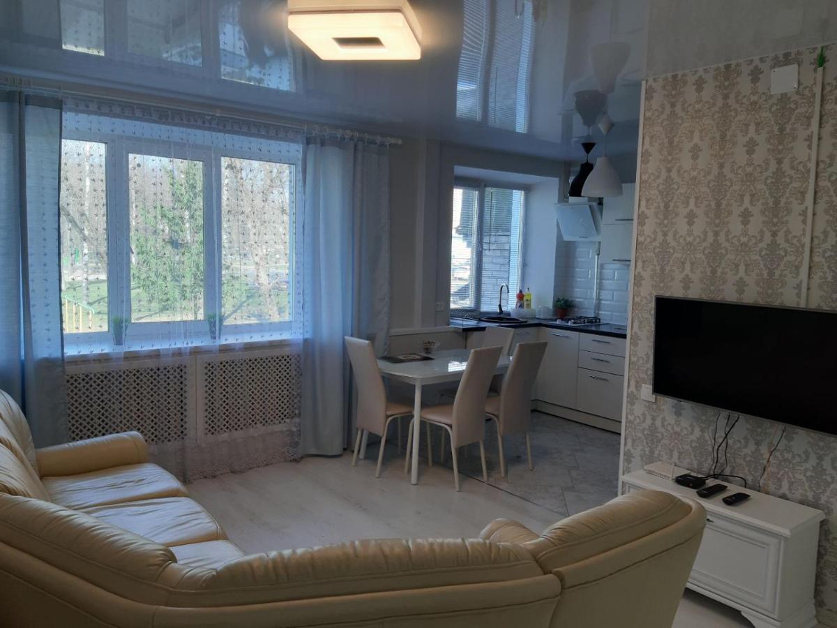Appartment New In Center Могилів Екстер'єр фото